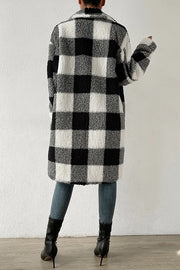 Fashionable Plaid Lapel Loose Plush Jacket