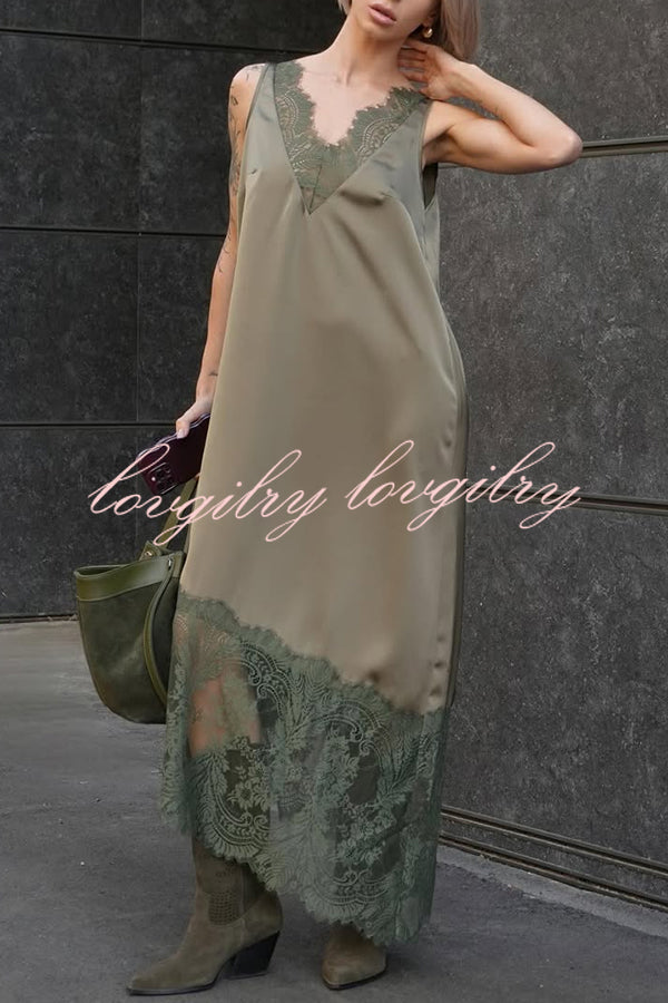 Luxury Winter Satin Lace Trim V-neck Sleeveless H-line Maxi Dress
