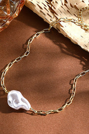 Elegant and Versatile Baroque Pearl Necklace