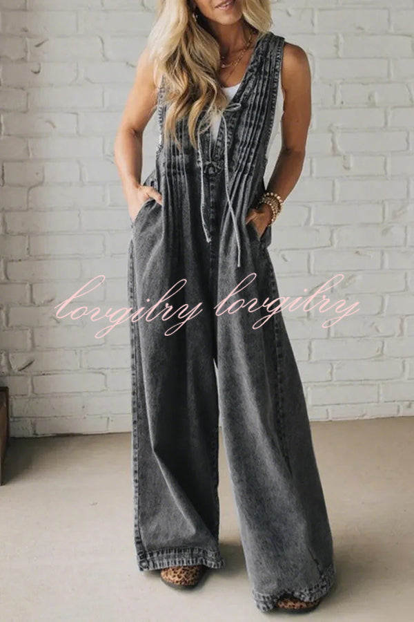 Fashionable and Casual Sleeveless V-neck Lace-up Loose Pocket Jumpsuit