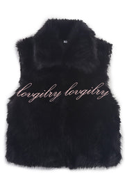 Stylish Collared Sleeveless Short Faux Fur Vest