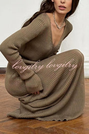 Solid Color V-neck Long-sleeved Slim-fit Elegant Knit Maxi Dress