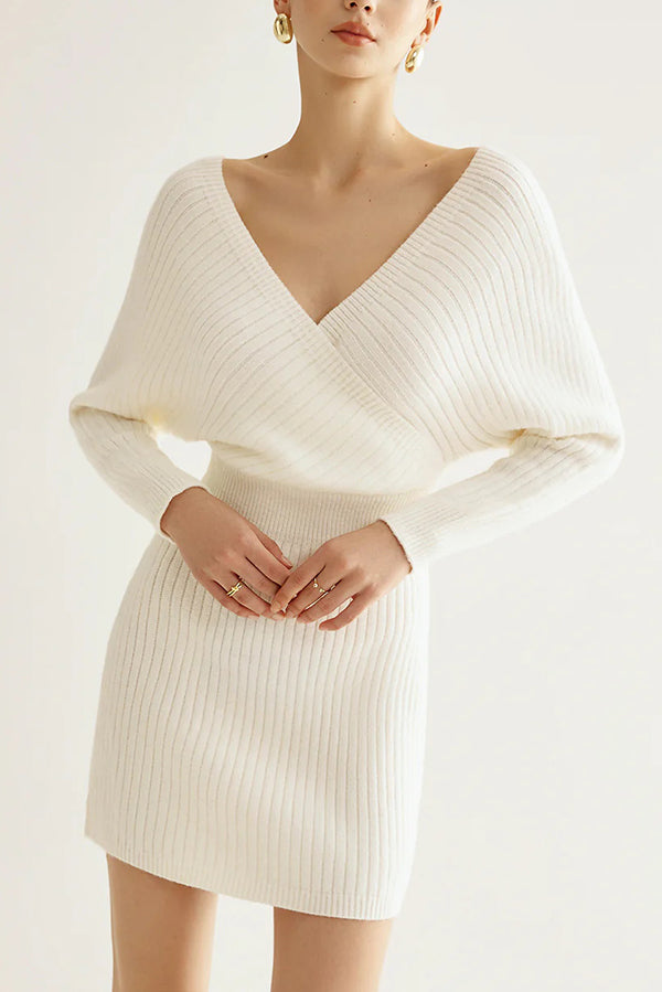 Solid Color Crossover V-neck Long-sleeved Fitted Waist Knit Mini Dress