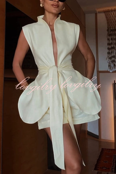 Liliannie Linen Blend Stand Neck Sleeveless Tie-up Top and Loose Pocket Shorts Set