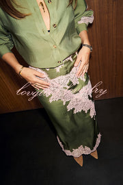 Eye-catching Work Contrast Color Satin Lace Trim Mid Rise Maxi Skirt