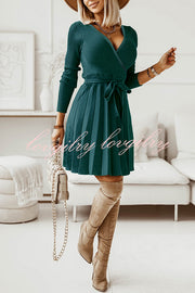 Pioe V Neck Pleated Knit Lace Up Mini Dress