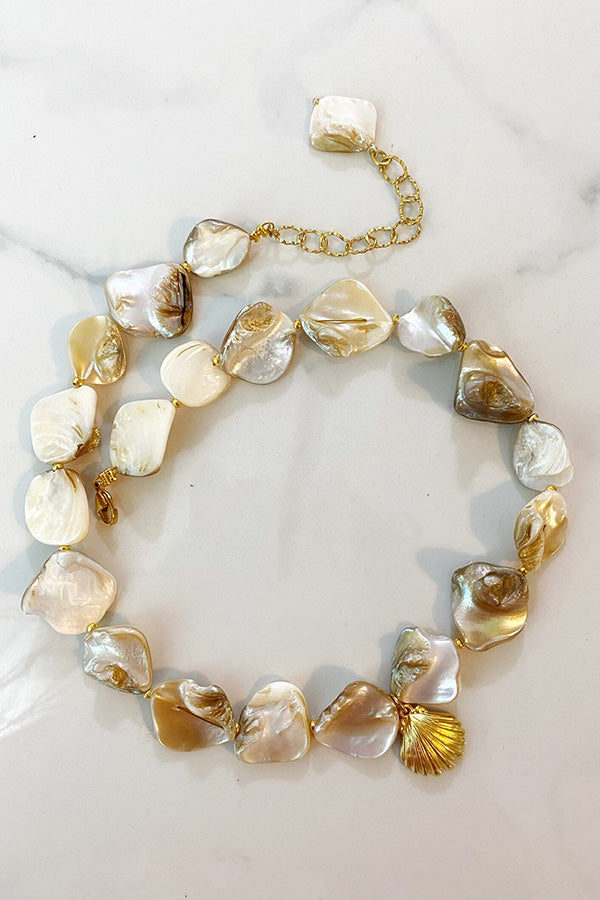 Fashionable Irregular Shell Stitching Necklace