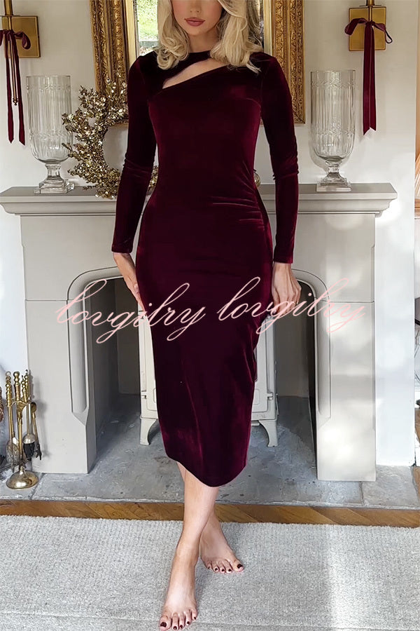 Perfect Party Velvet Cut Out Detail Long Sleeve Ruched Stretch Midi Dress