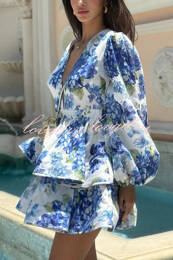 Feminine and Sexy Floral Print Deep V-neck Balloon Sleeve Tiered Mini Dress