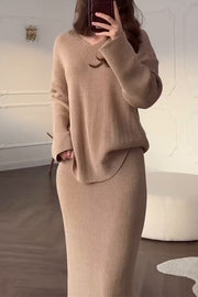 Solid Color Long-sleeved V-neck Casual Knitted Sweater and Elegant Maxi Skirt Set