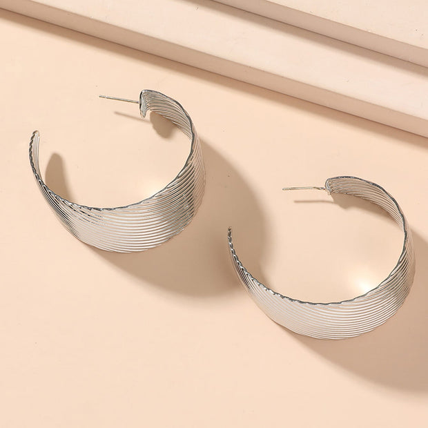 Exaggerated C-shaped Vintage Earrings